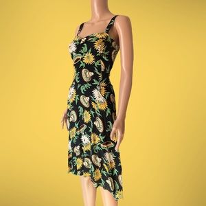 Switchblade Stiletto dress is great condition features vibrant novelty sombrero
